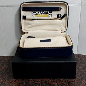 Charleston Rectangula Travel r Organizer and Jewelry keeper